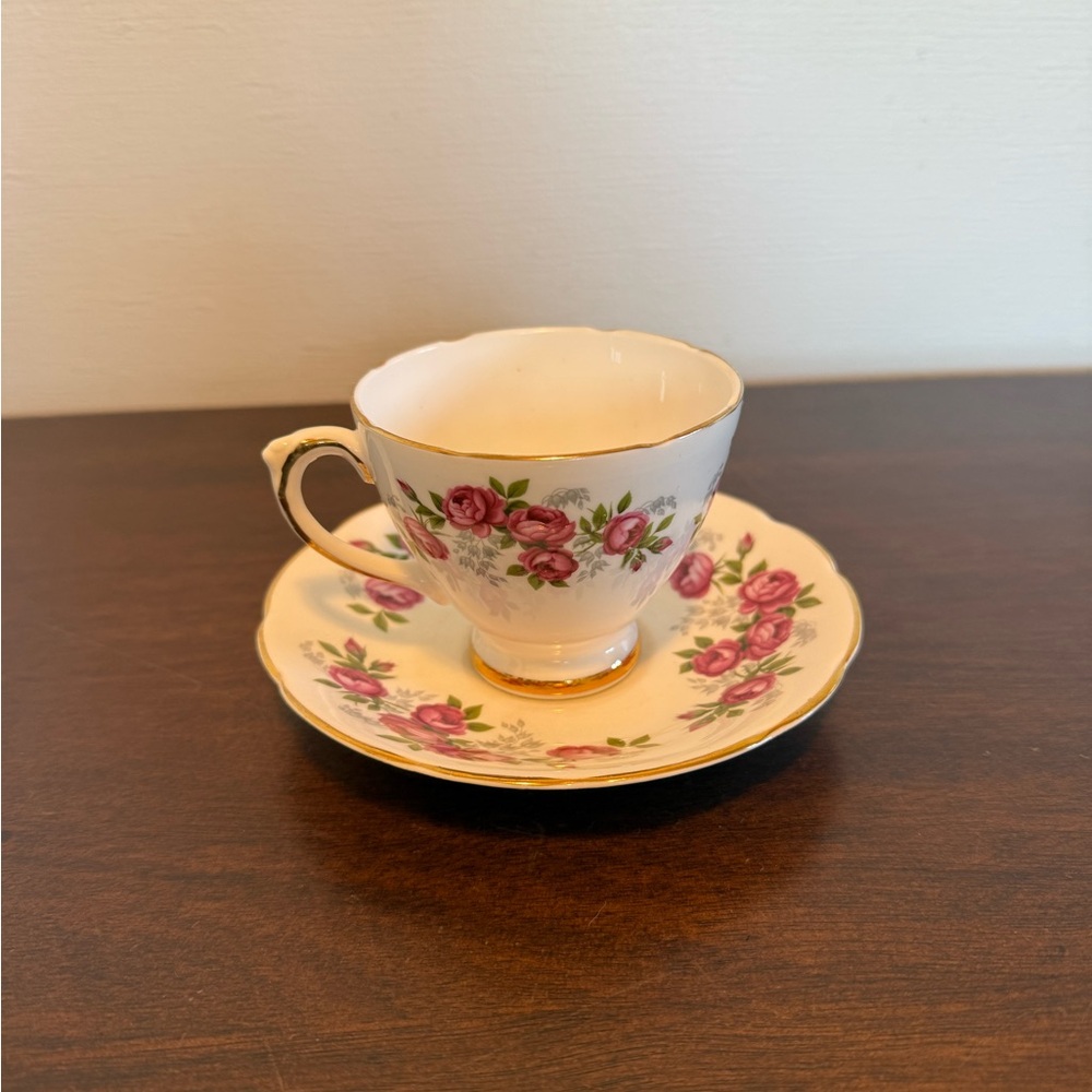 Royal Sutherland Bone China Cup & Saucer Staffordshire England